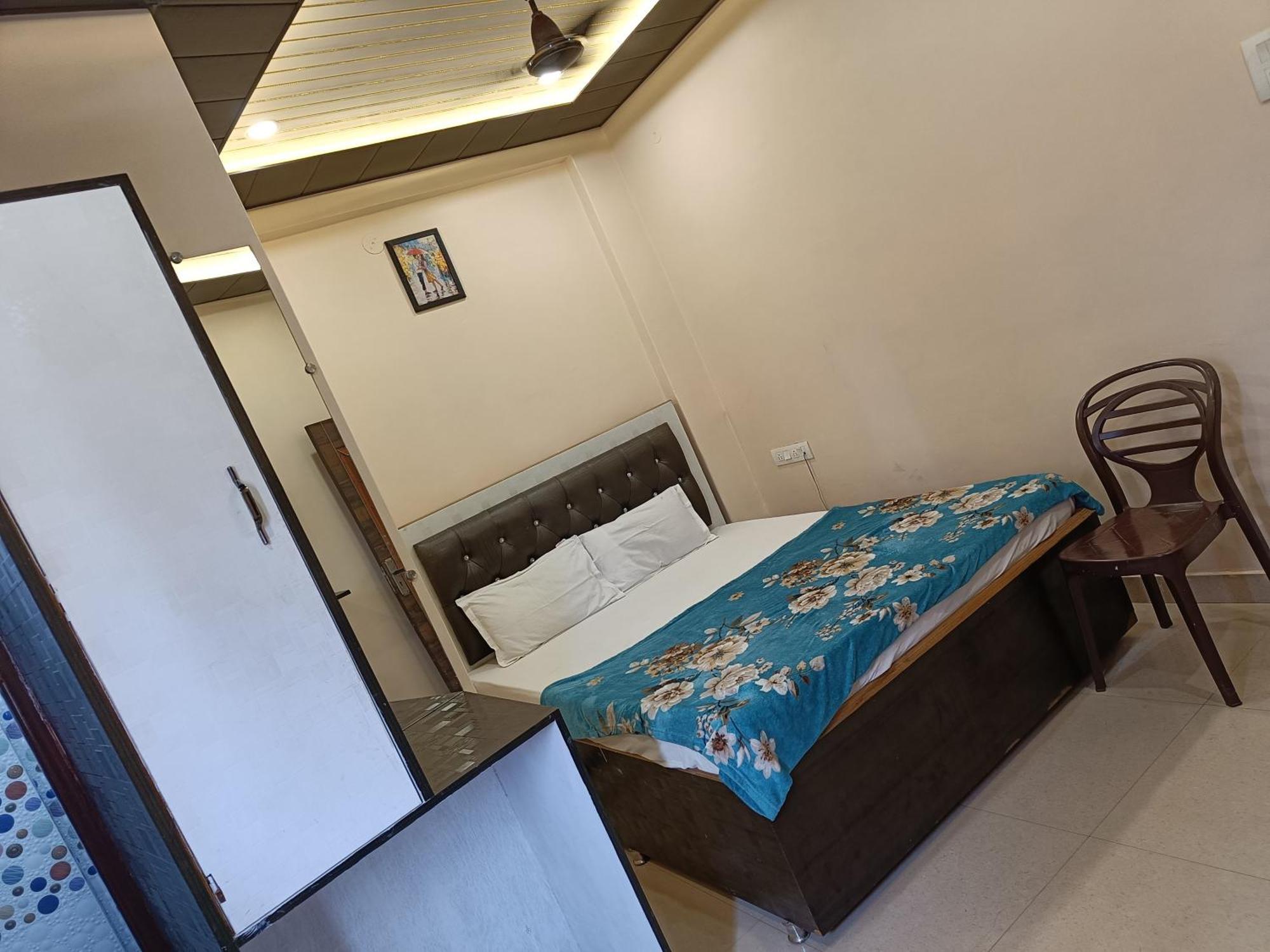 Pragya International Hotell Varanasi Exteriör bild